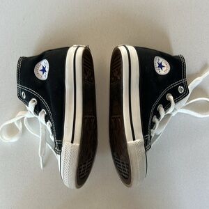 KIDS CONVERSE CHUCK TAYLOR ALL-STARS